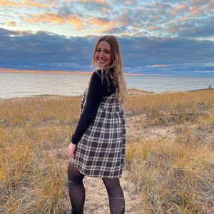 Meet your Posher, Jenny